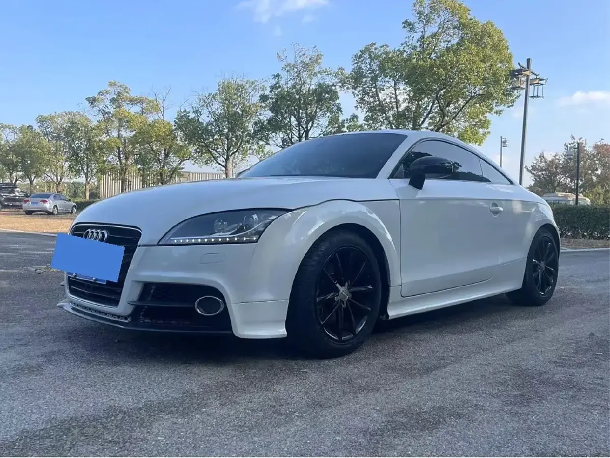 2014 Audi TT 2.0T 211HP L4 6DCT