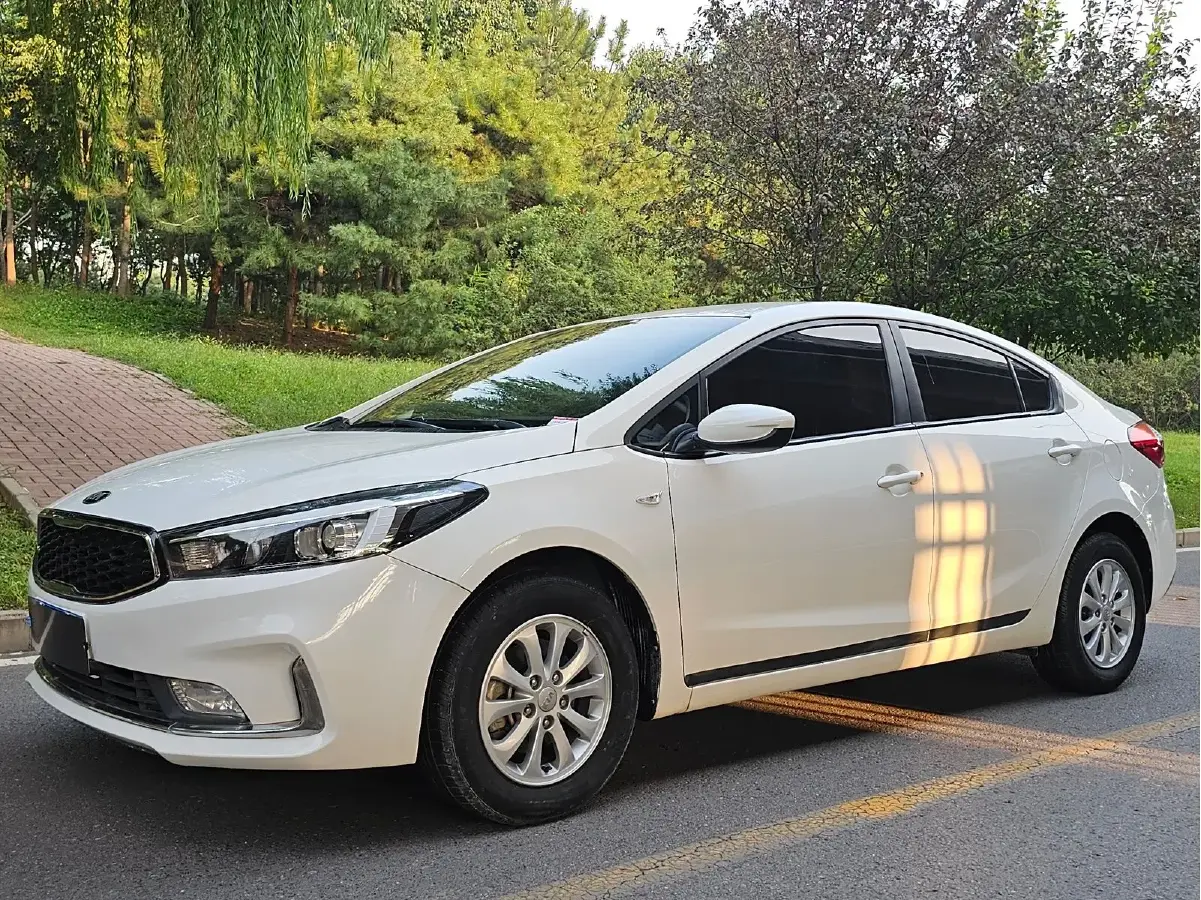 2016 Kia K3 1.6L 128HP L4 6MT