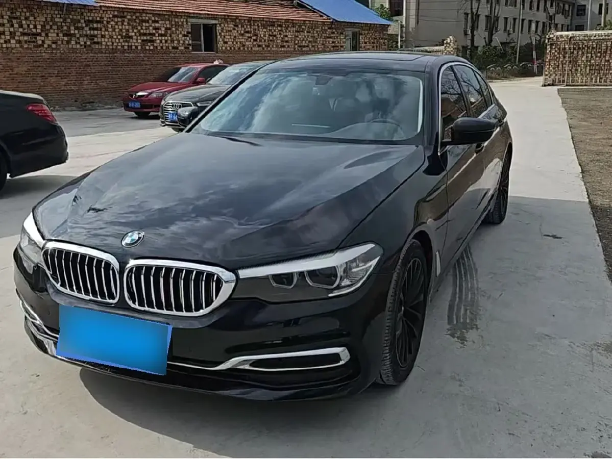 2020 BMW 5 Series 2.0T 184HP L4 8AT