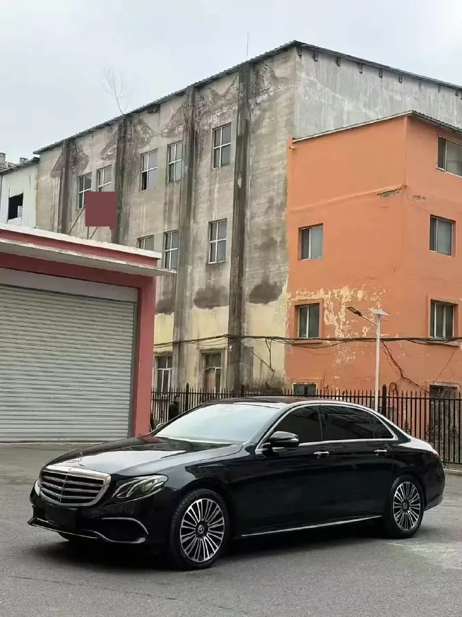 2016 Mercedes-Benz E Class 2.0T 245HP L4 9AT