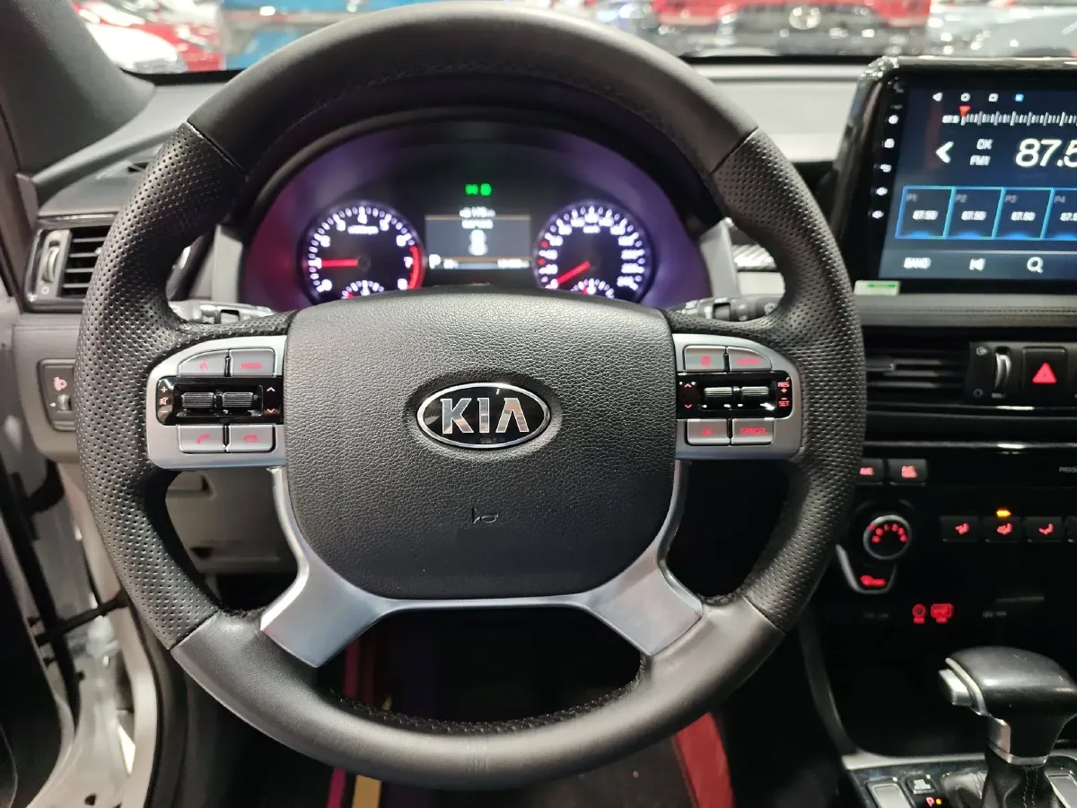 2017 Kia KX7 2.0T 241HP L4 6AT,autocango,china used car exporter,china ev exporter,chinese used car exporter,chinese used ev exporter