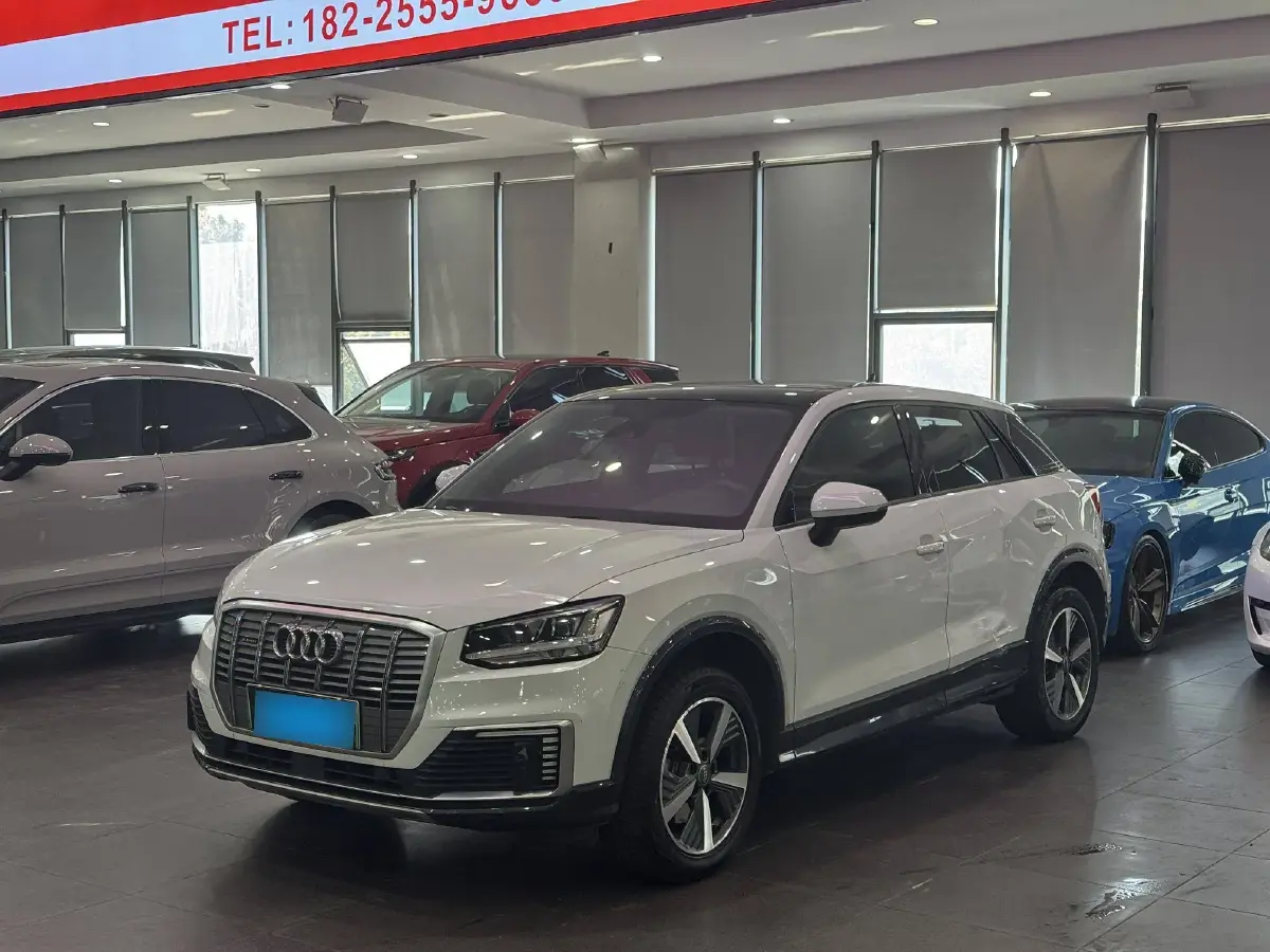 2019 Audi Q2L e-tron BEV 39.7KWH
