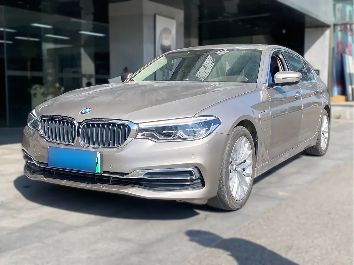 2020 BMW 5 Series 2.0T 184HP L4 8AT PHEV 13KWH