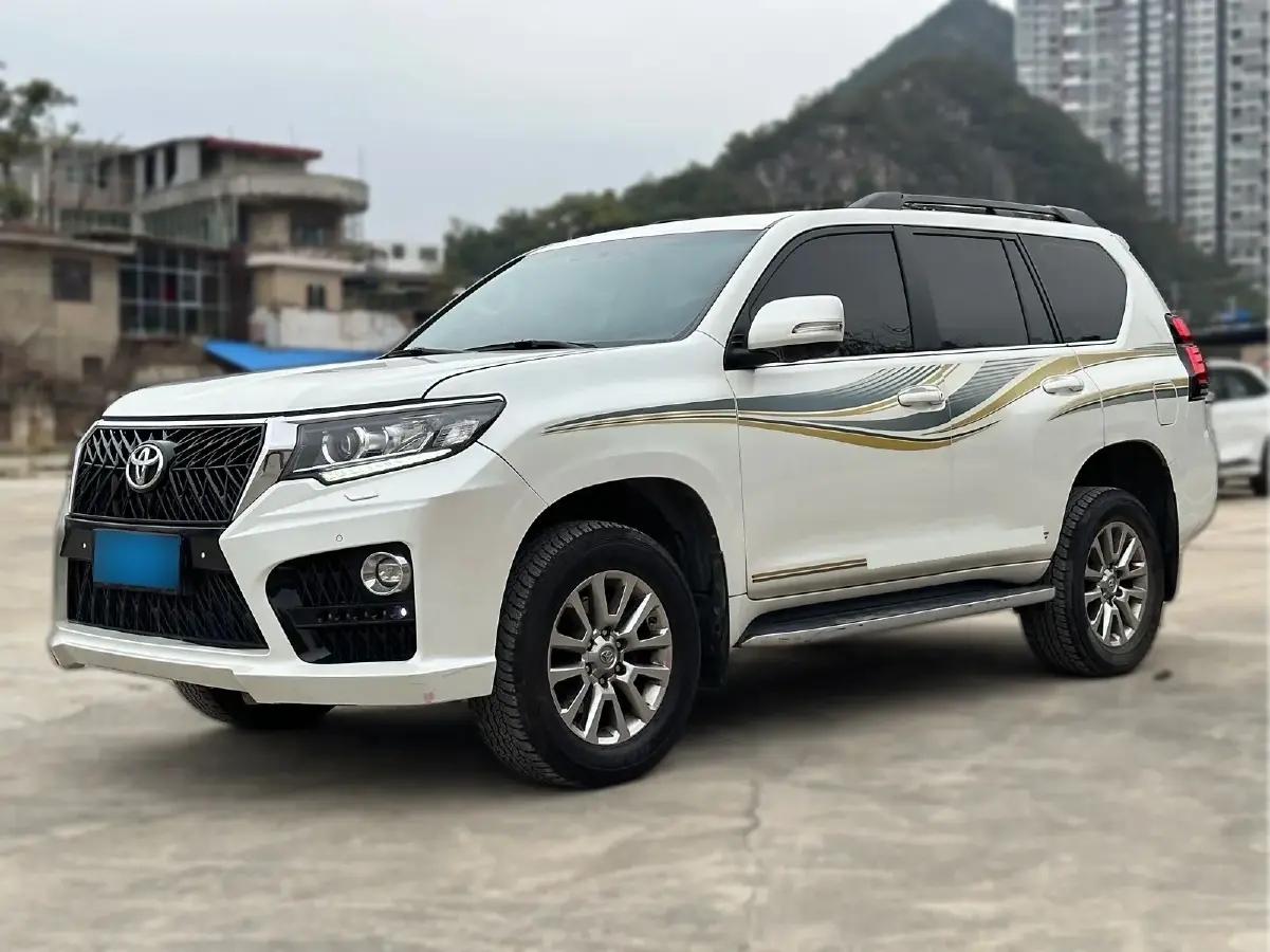 2018 Toyota Land Cruiser Prado 3.5L 280HP V6 6AT
