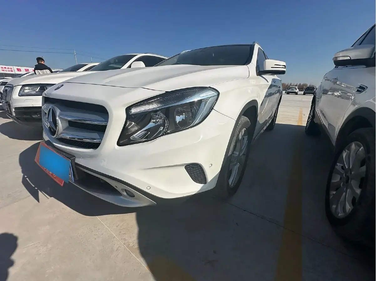 2016 Mercedes-Benz GLA Class 1.6T 156HP L4 7DCT