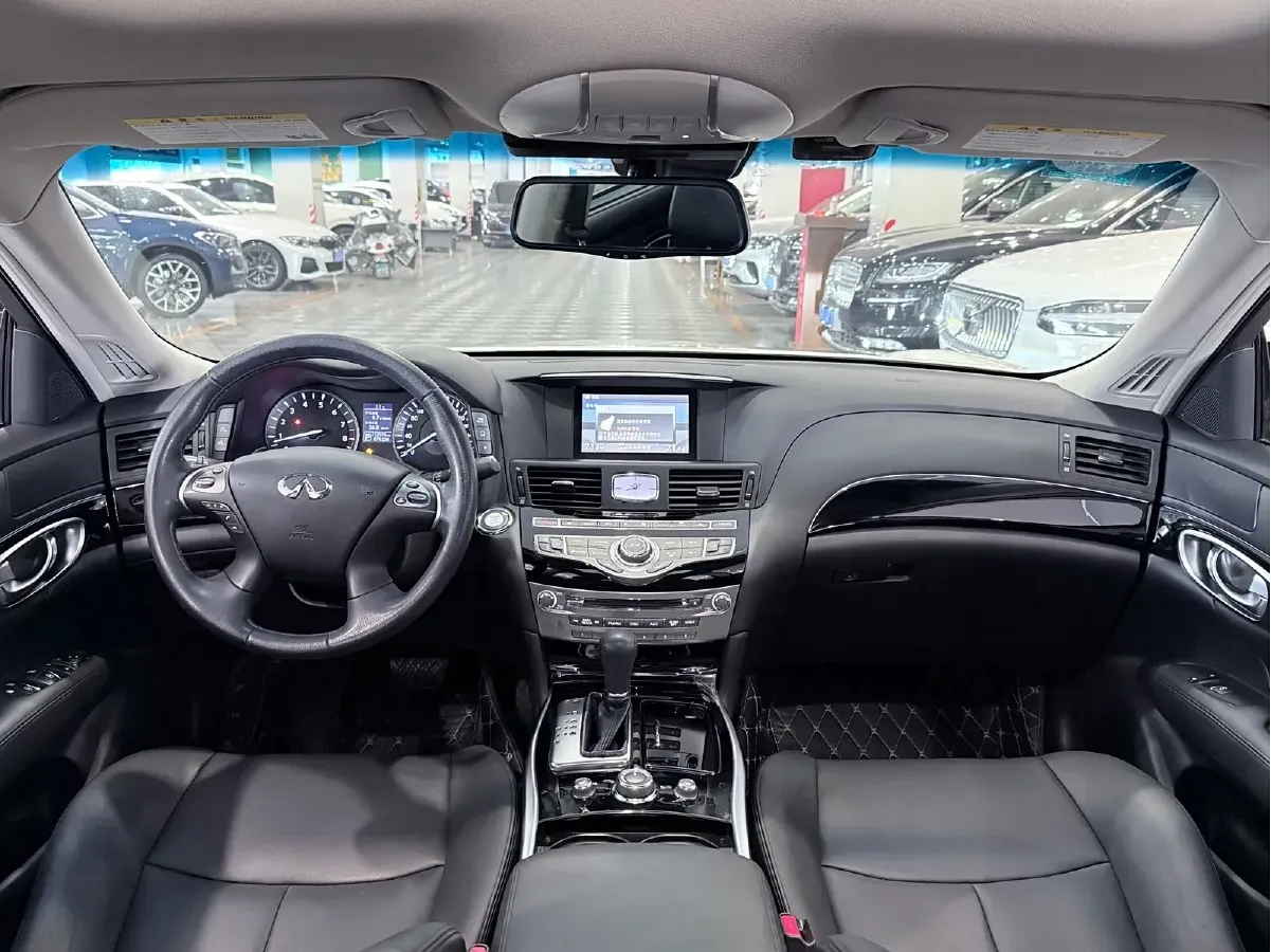 2017 Infiniti Q70 2.5L 222HP V6 7AT,autocango,china used car exporter,china ev exporter,chinese used car exporter,chinese used ev exporter