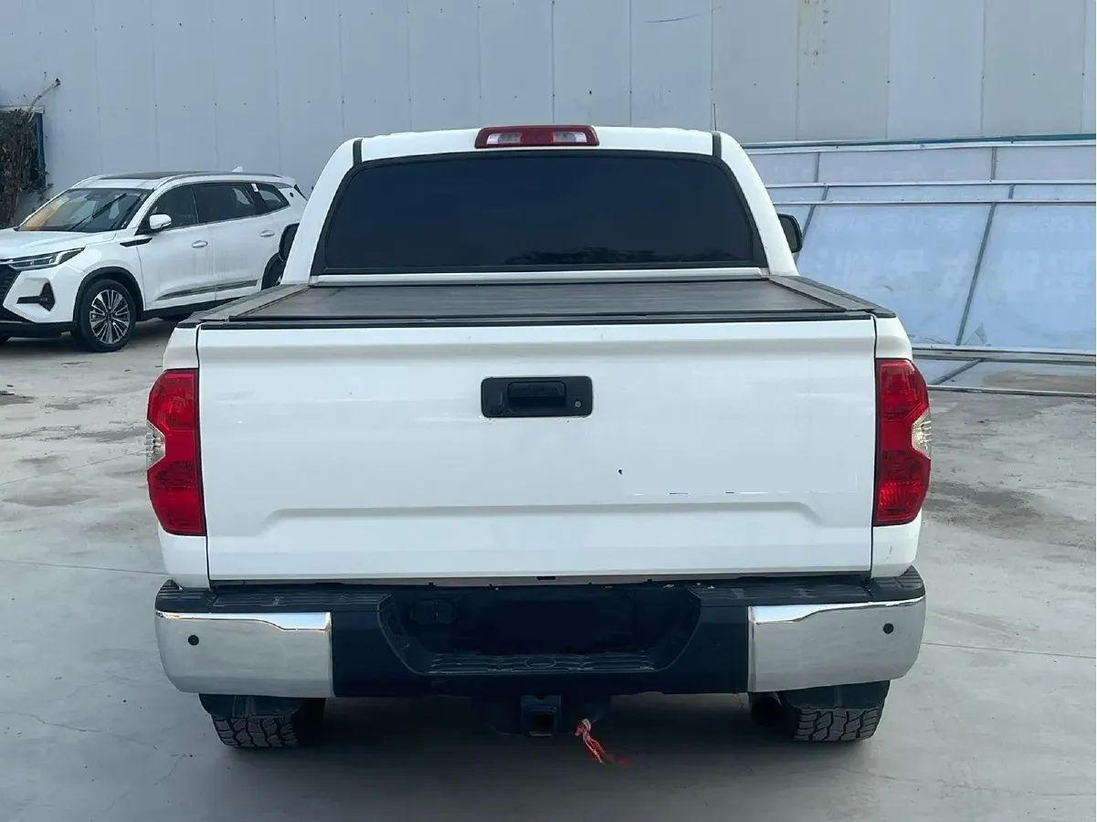 2014 Toyota Tundra 5.7L 386HP V8 6AT,autocango,china used car exporter,china ev exporter,chinese used car exporter,chinese used ev exporter