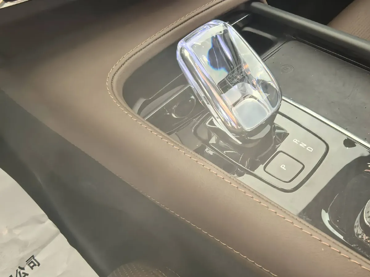 2024 Volvo V90 2.0T 250HP L4 8AT,autocango,china used car exporter,china ev exporter,chinese used car exporter,chinese used ev exporter