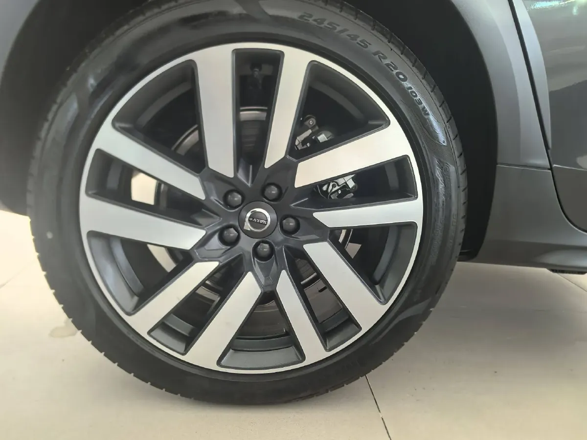 2024 Volvo V90 2.0T 250HP L4 8AT,autocango,china used car exporter,china ev exporter,chinese used car exporter,chinese used ev exporter