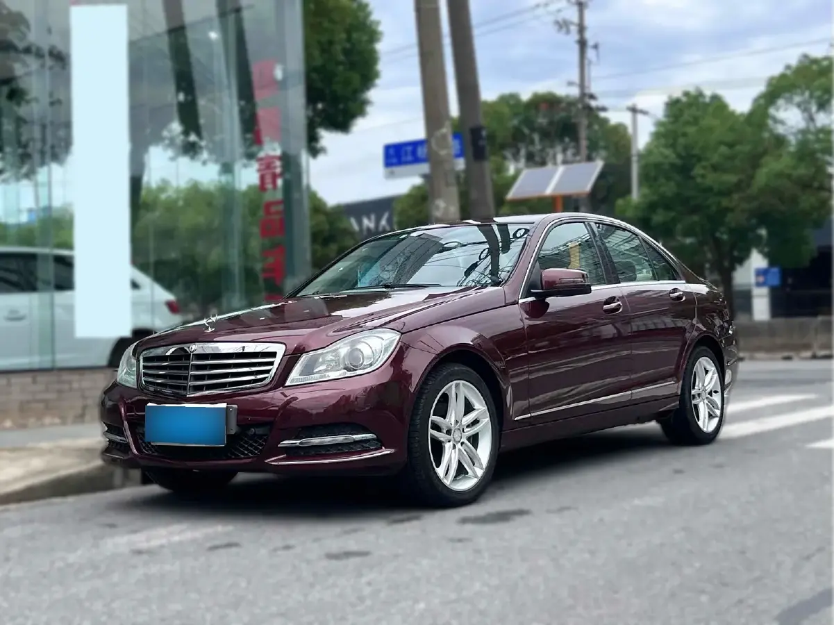 2013 Mercedes-Benz C Class 1.8T 204HP L4 7AT