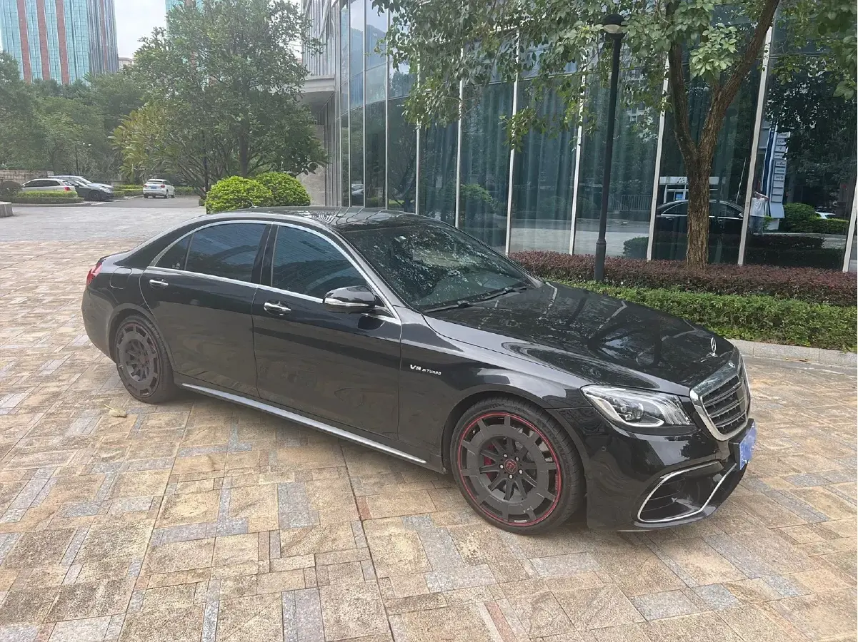 2014 Mercedes-Benz S AMG 5.5T 585HP V8 7AT