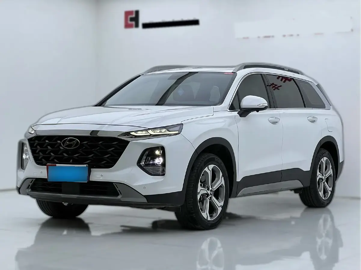 2023 Hyundai Santafe 2.0T 230HP L4 8AT