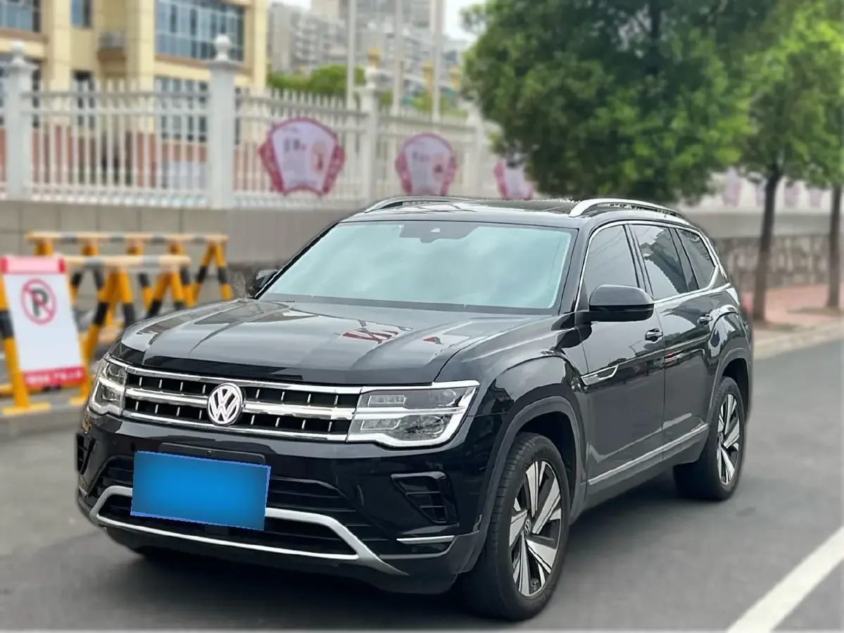 2022 Volkswagen Teramont 2.0T 220HP L4 7DCT