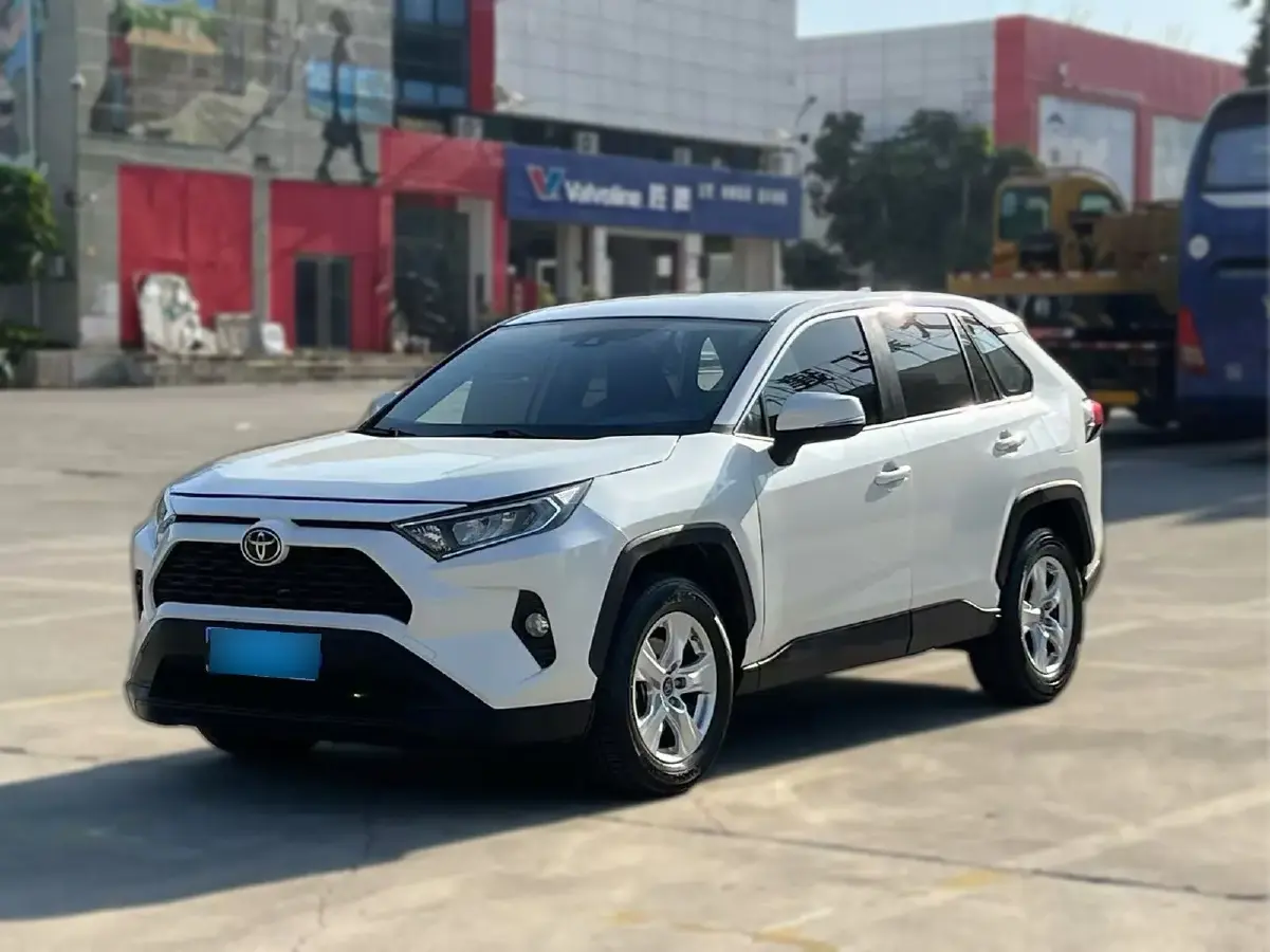 2020 Toyota RAV4 2.0L 171HP L4 CVT