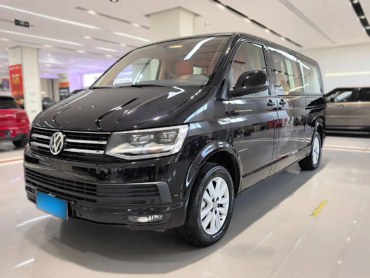 2017 Volkswagen Caravelle 2.0T 204HP L4 7DCT