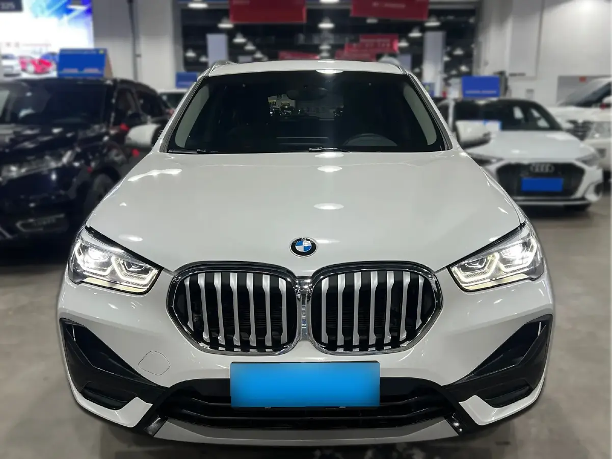 2021 BMW X1 2.0T 192HP L4 7DCT