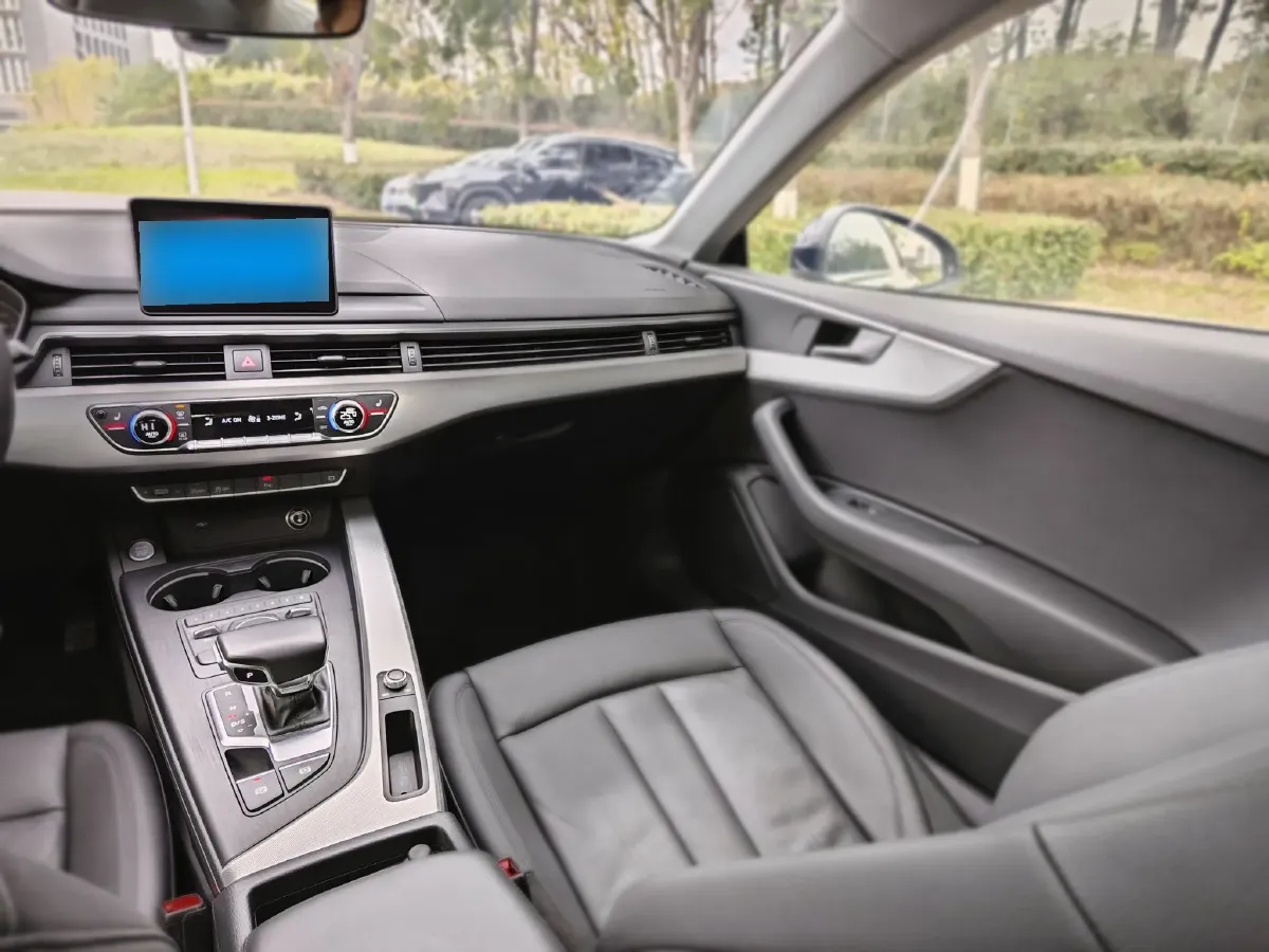 2020 Audi A5 2.0T 190HP L4 7DCT,autocango,china used car exporter,china ev exporter,chinese used car exporter,chinese used ev exporter