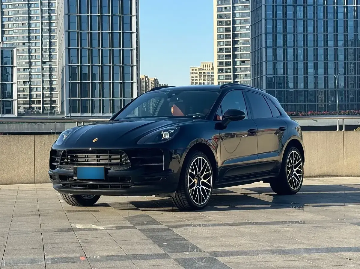 2020 Porsche Macan 2.0T 252HP L4 7DCT