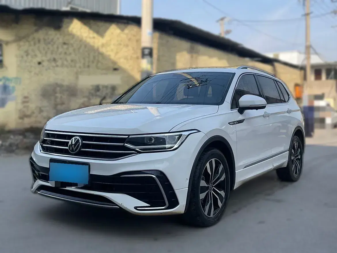 2022 Volkswagen Tiguan L 2.0T 186HP L4 7DCT