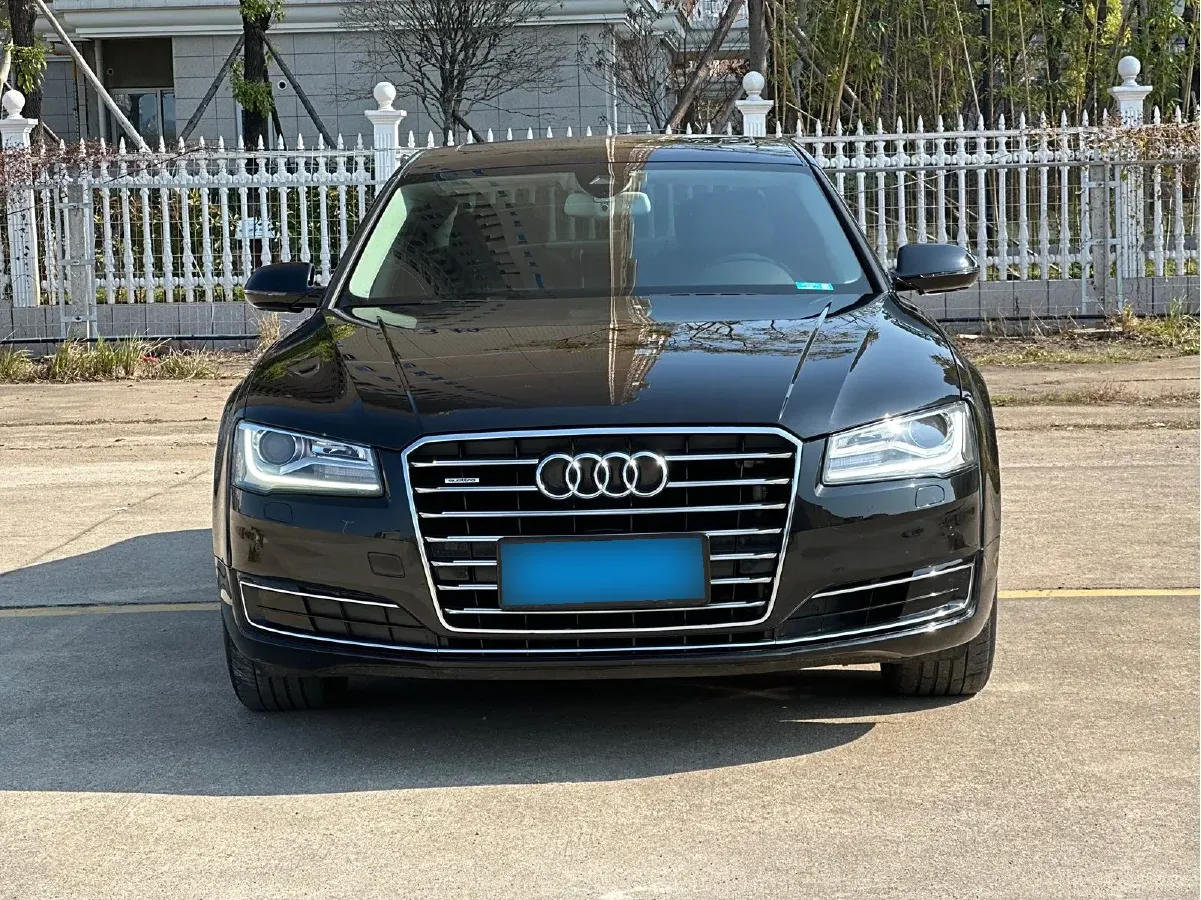 2014 Audi A8 3.0T 290HP V6 8AT,autocango,china used car exporter,china ev exporter,chinese used car exporter,chinese used ev exporter