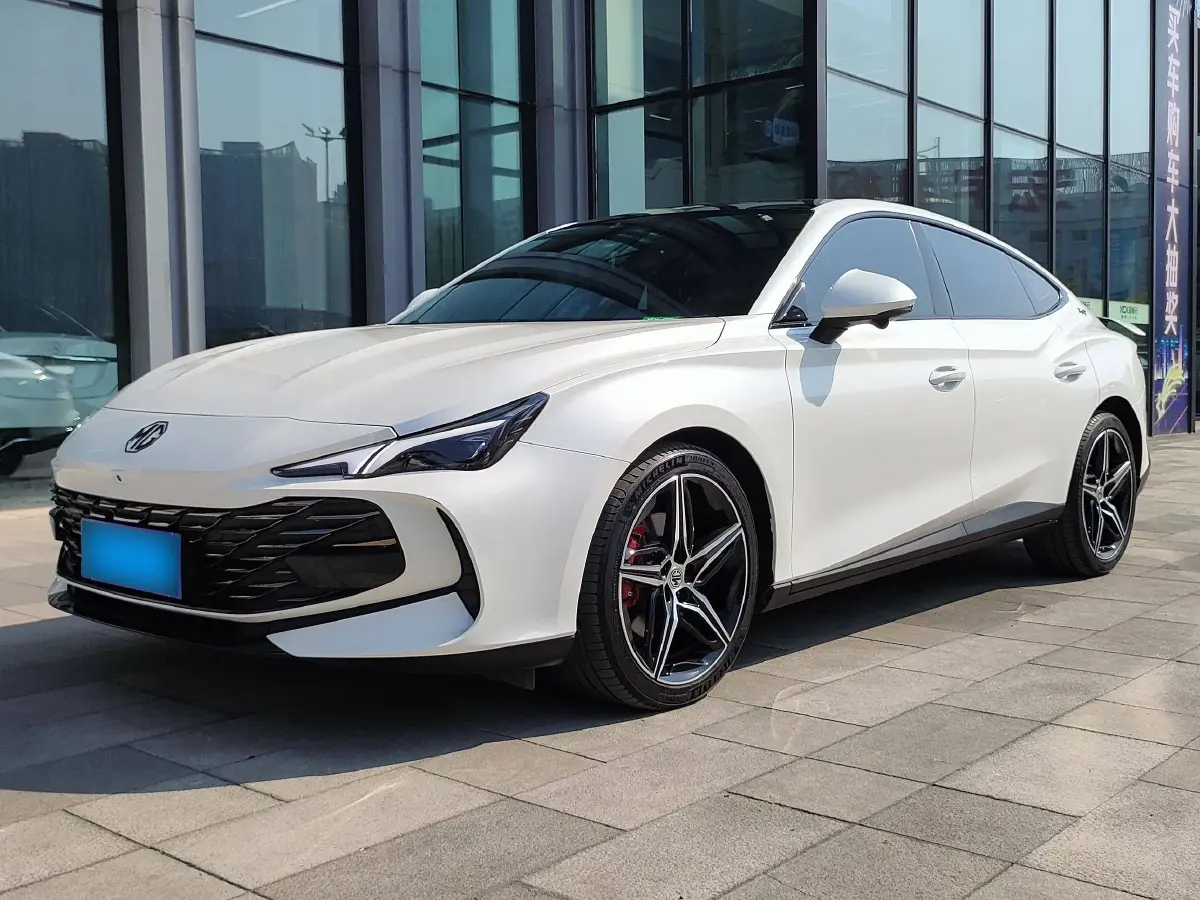 2023 MG 7 2.0T 261HP L4 9AT