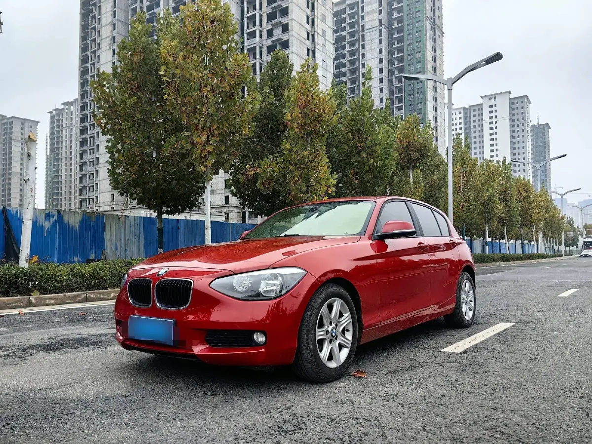 2013 BMW 1 Series 1.6T 136HP L4 8AT