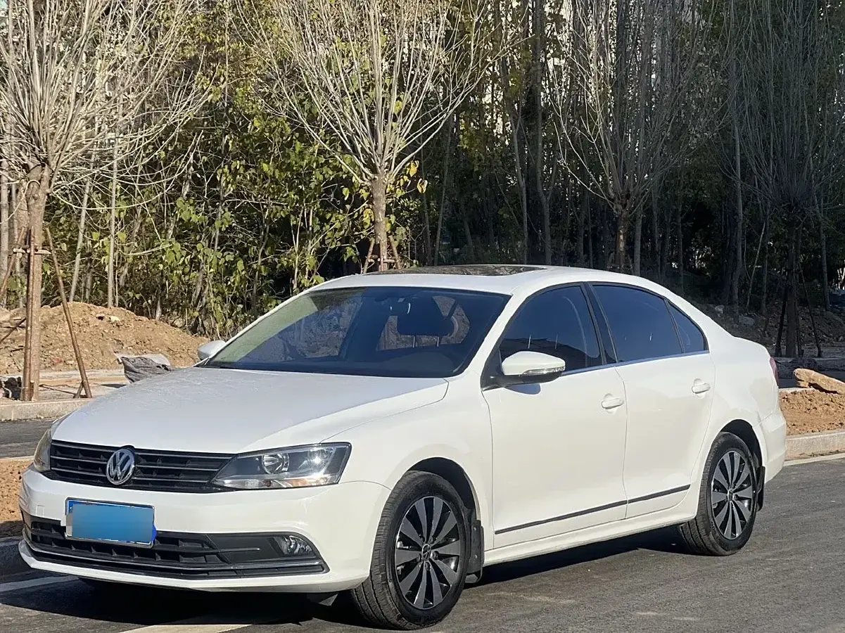2018 Volkswagen Sagitar 1.6L 110HP L4 6AT