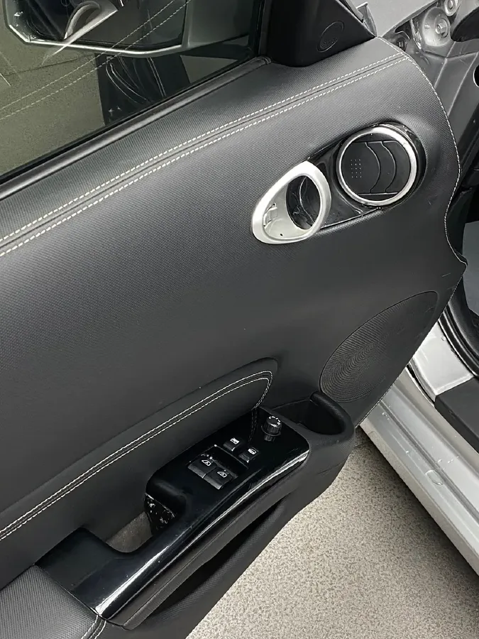 2006 Nissan 350Z 3.5L 280HP V6 6MT,autocango,china used car exporter,china ev exporter,chinese used car exporter,chinese used ev exporter