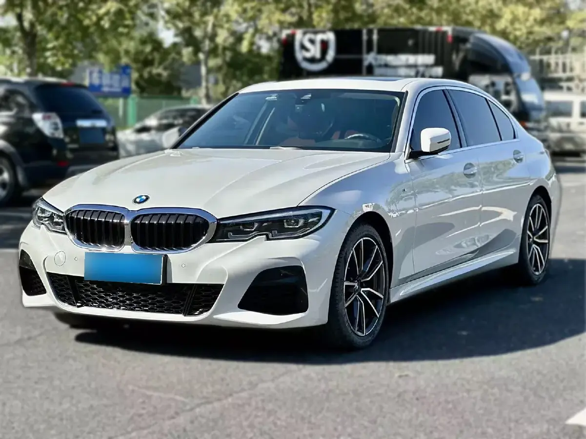 2022 BMW 3 Series 2.0T 184HP L4 8AT