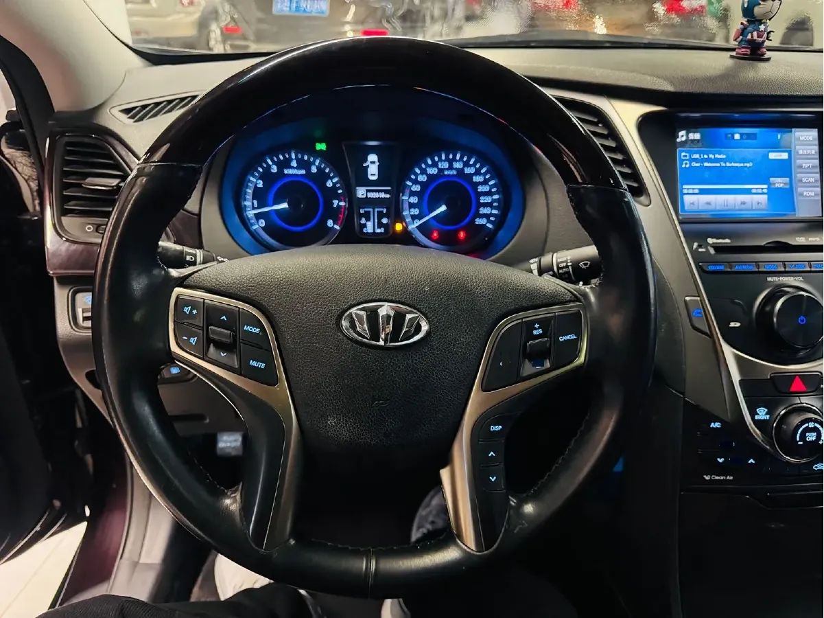 2011 Hyundai Azera 2.4L 180HP L4 6AT,autocango,china used car exporter,china ev exporter,chinese used car exporter,chinese used ev exporter