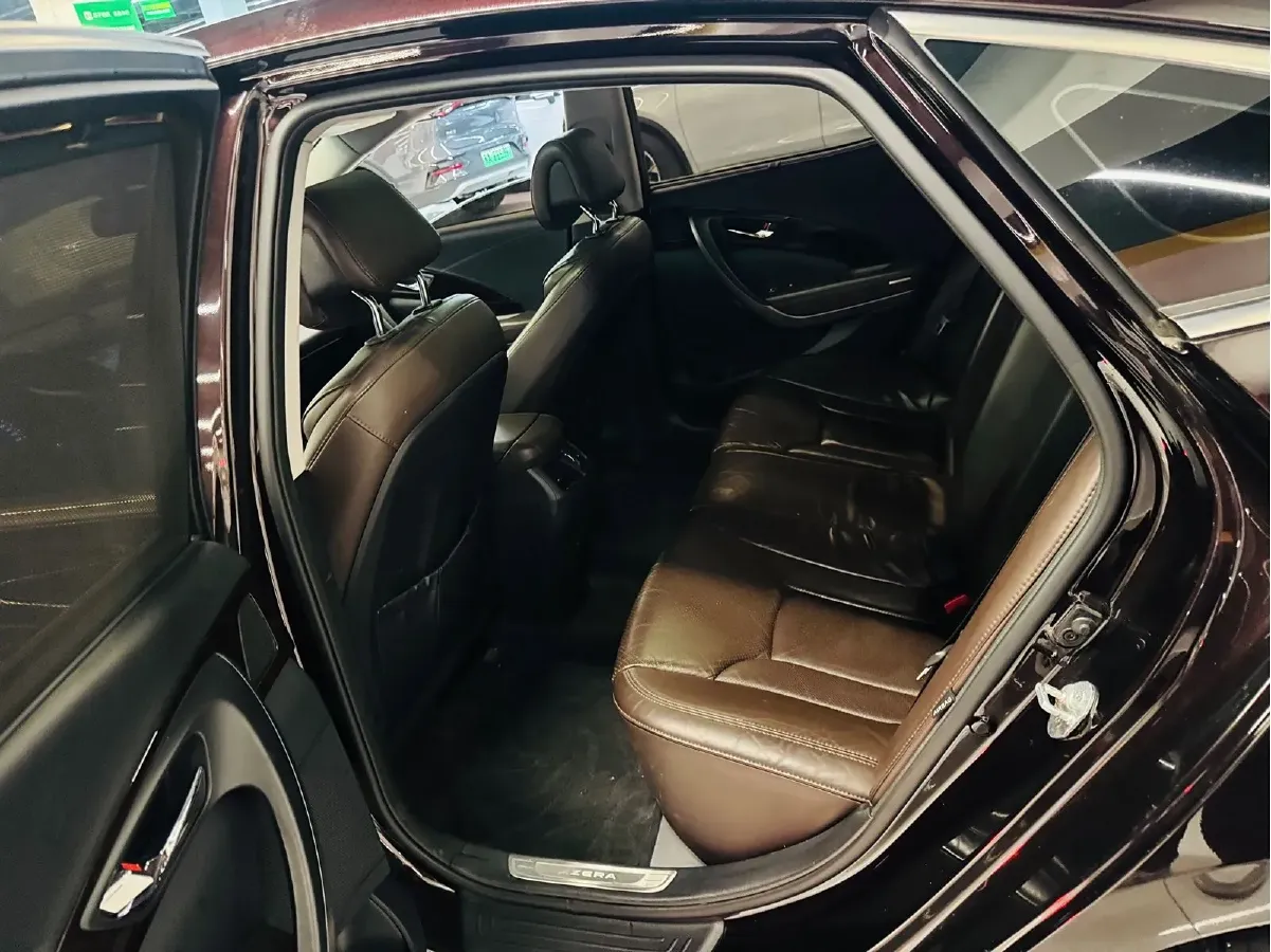 2011 Hyundai Azera 2.4L 180HP L4 6AT,autocango,china used car exporter,china ev exporter,chinese used car exporter,chinese used ev exporter