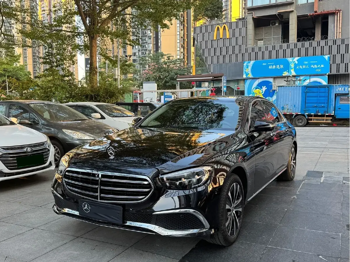 2022 Mercedes-Benz E Class 2.0T 211HP L4 9AT PHEV 25.4KWH