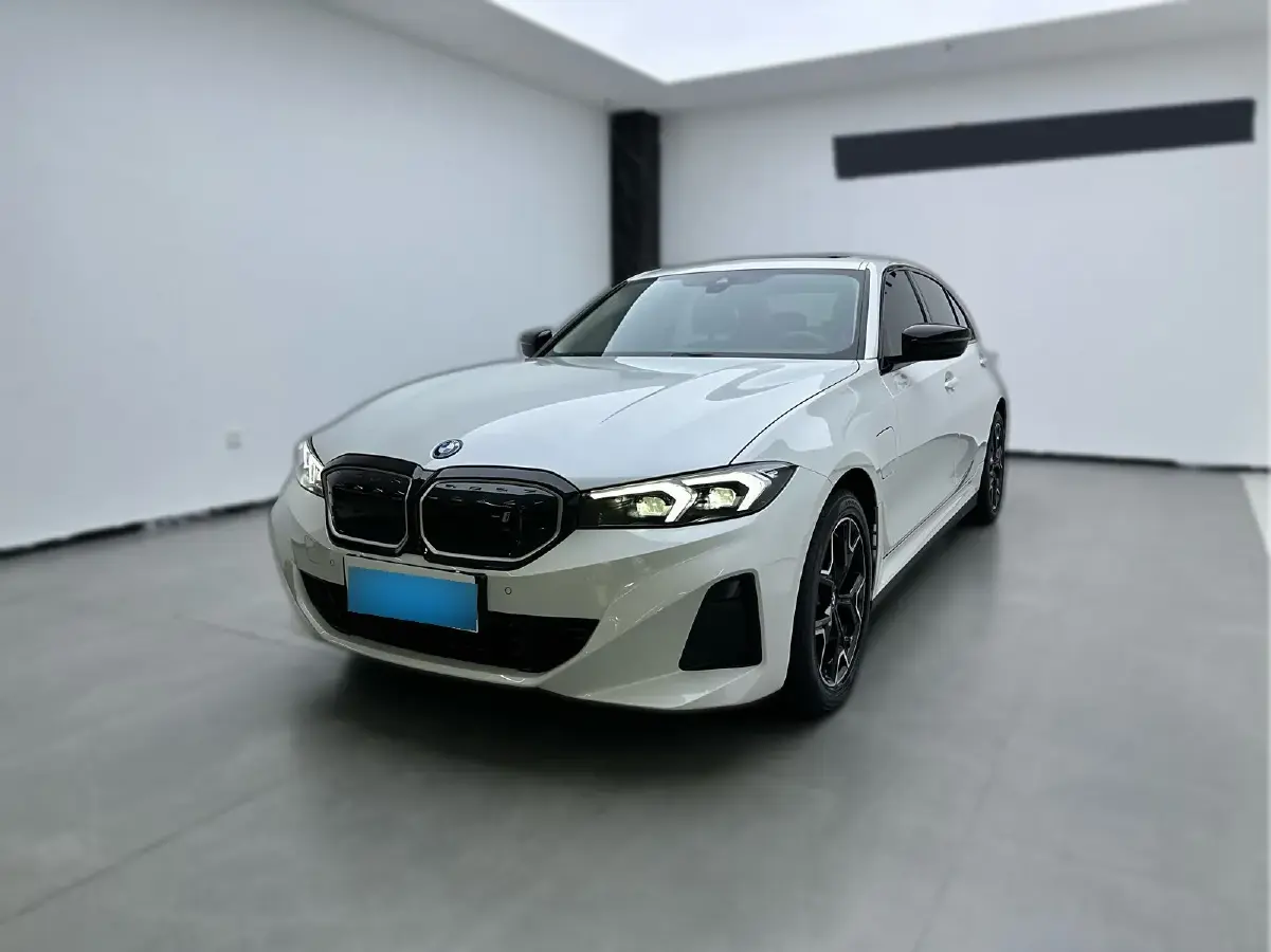 2024 BMW i3 BEV 79.05KWH