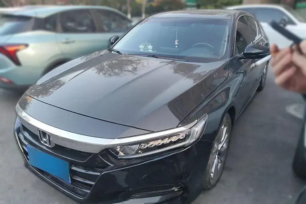 2018 Honda Accord 1.5T 194HP L4 CVT