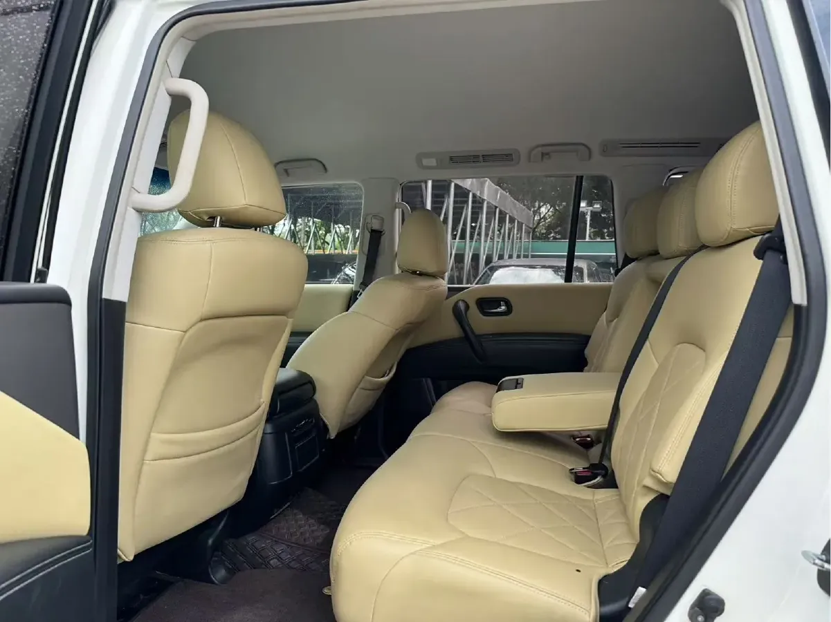 2018 Nissan Patrol 4.0L 279HP V6 7AT,autocango,china used car exporter,china ev exporter,chinese used car exporter,chinese used ev exporter