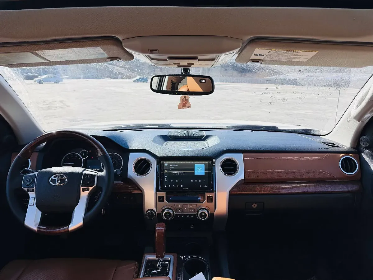 2014 Toyota Tundra 5.7L 386HP V8 6AT,autocango,china used car exporter,china ev exporter,chinese used car exporter,chinese used ev exporter