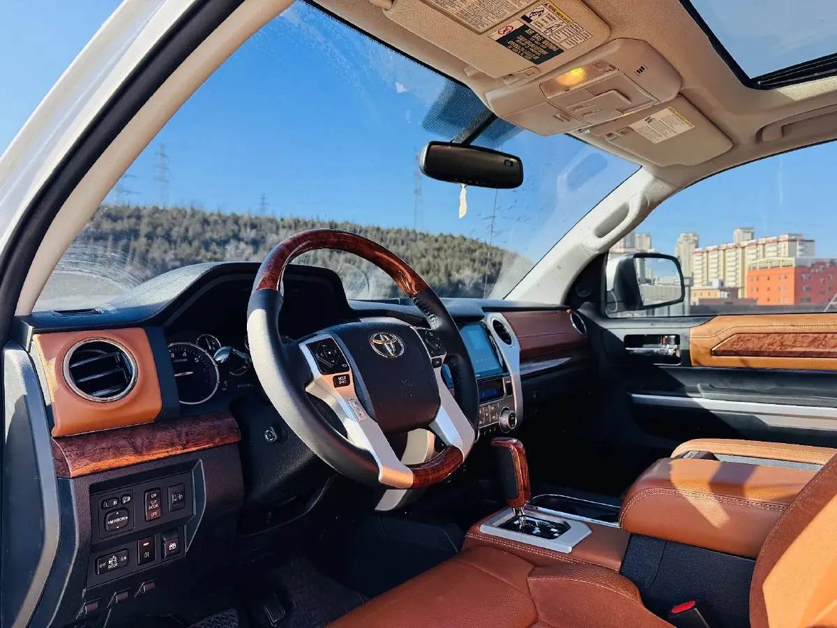 2014 Toyota Tundra 5.7L 386HP V8 6AT,autocango,china used car exporter,china ev exporter,chinese used car exporter,chinese used ev exporter