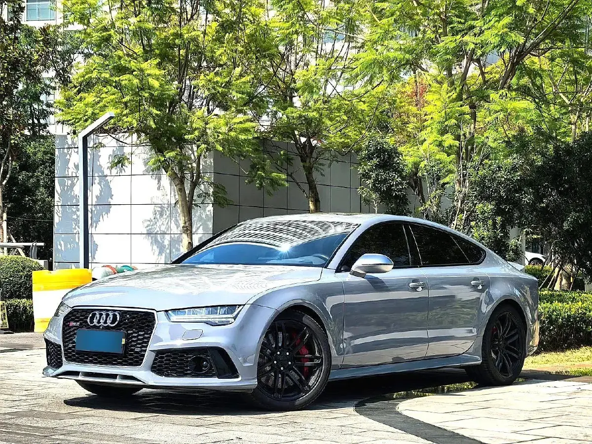 2016 Audi RS 7 4.0T 560HP V8 8AT