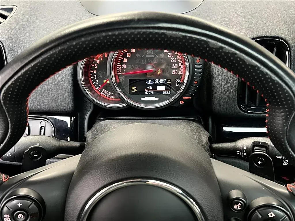 2017 MINI JCW COUNTRYMAN 2.0T 231HP L4 8AT,autocango,china used car exporter,china ev exporter,chinese used car exporter,chinese used ev exporter