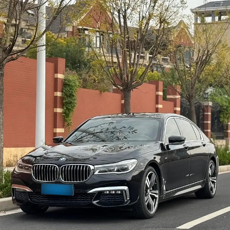 2018 BMW 7 Series 3.0T 326HP L6 8AT