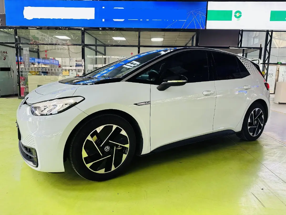 2024 Volkswagen ID.3 BEV 52.8KWH