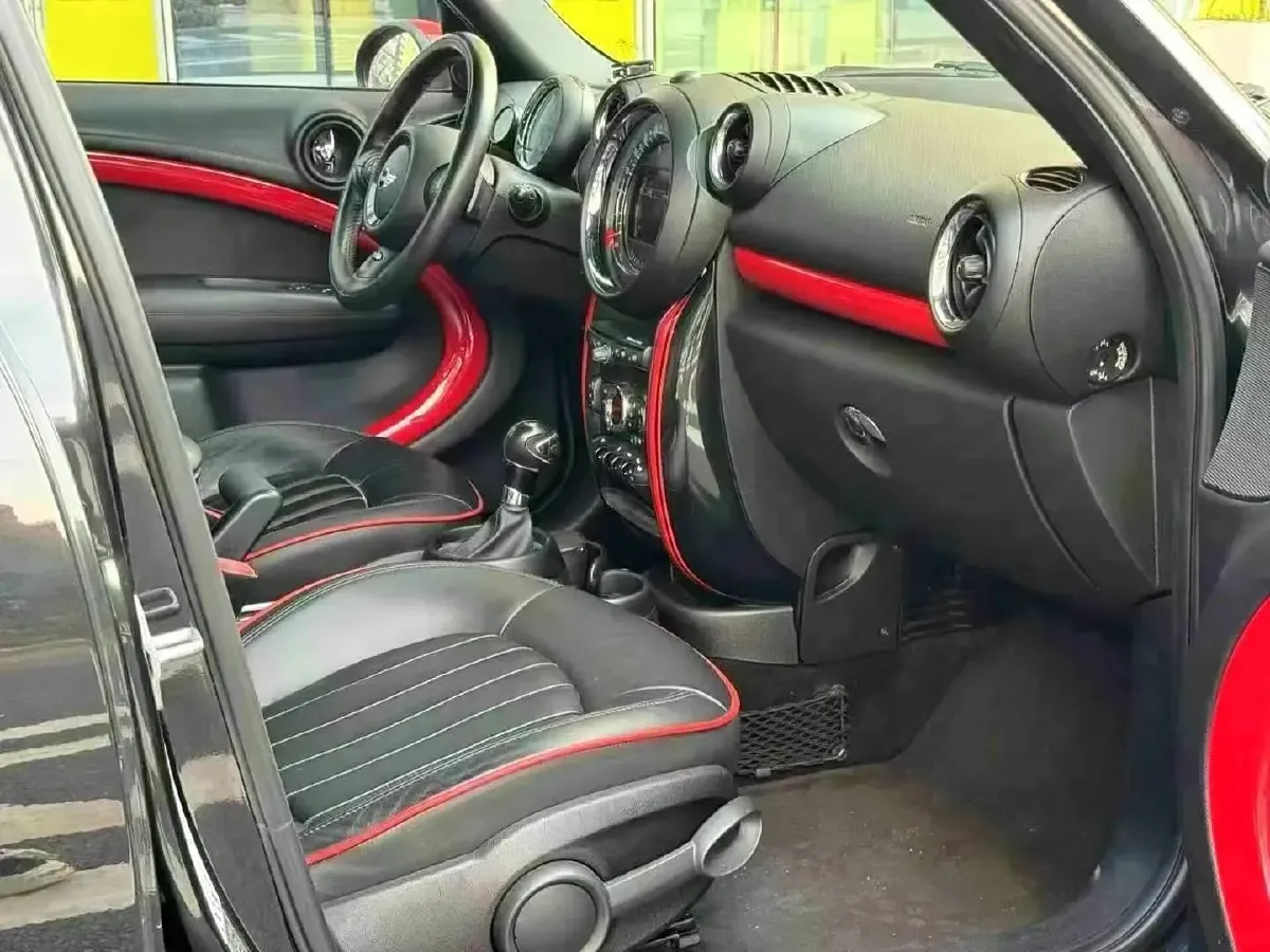 2014 MINI JCW COUNTRYMAN 1.6T 218HP L4 6AT,autocango,china used car exporter,china ev exporter,chinese used car exporter,chinese used ev exporter