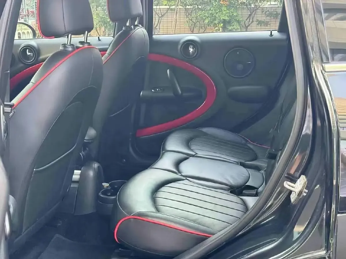 2014 MINI JCW COUNTRYMAN 1.6T 218HP L4 6AT,autocango,china used car exporter,china ev exporter,chinese used car exporter,chinese used ev exporter