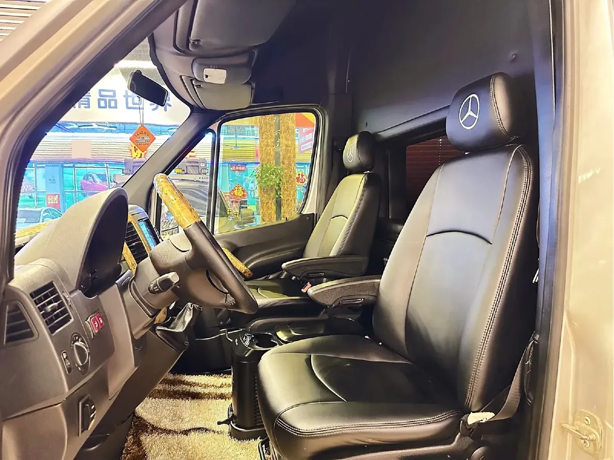 2014 Mercedes-Benz Sprinter 2.1T 150HP L4 6MT,autocango,china used car exporter,china ev exporter,chinese used car exporter,chinese used ev exporter