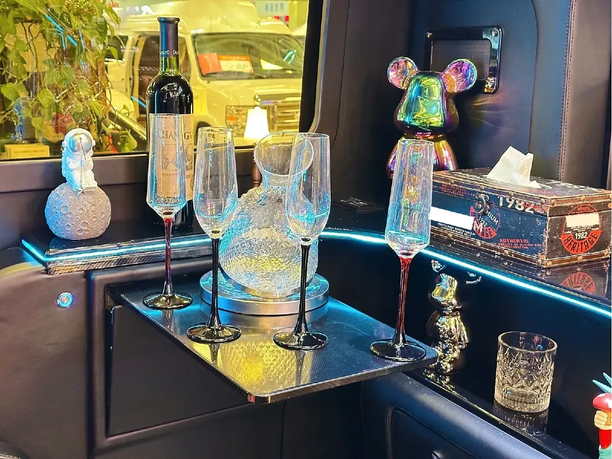 2014 Mercedes-Benz Sprinter 2.1T 150HP L4 6MT,autocango,china used car exporter,china ev exporter,chinese used car exporter,chinese used ev exporter