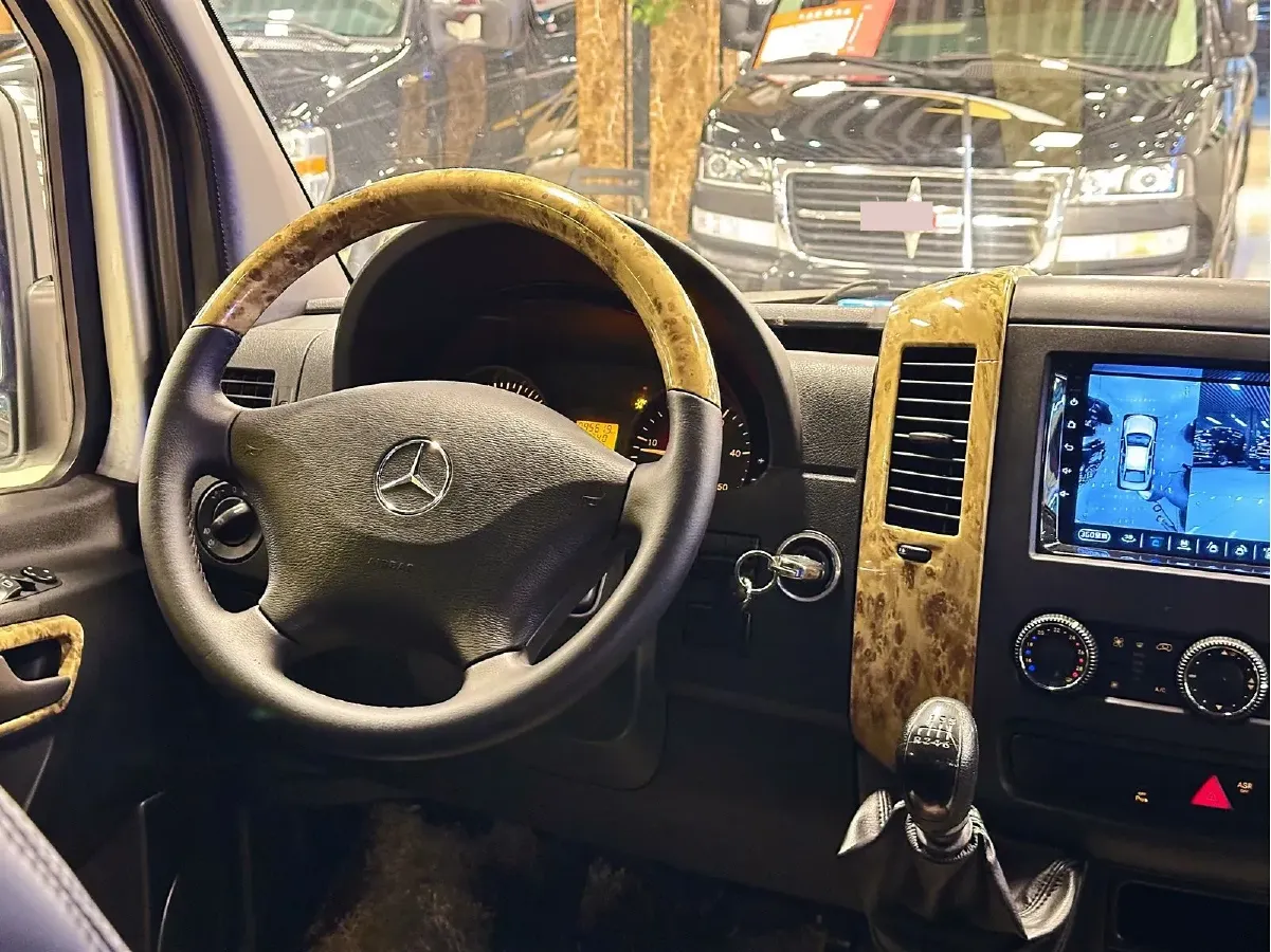 2014 Mercedes-Benz Sprinter 2.1T 150HP L4 6MT,autocango,china used car exporter,china ev exporter,chinese used car exporter,chinese used ev exporter