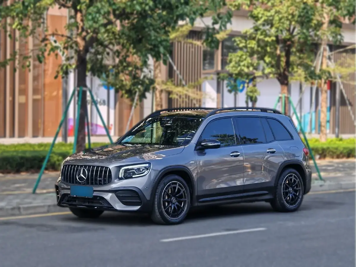 2022 Mercedes-Benz GLB AMG 2.0T 306HP L4 8DCT