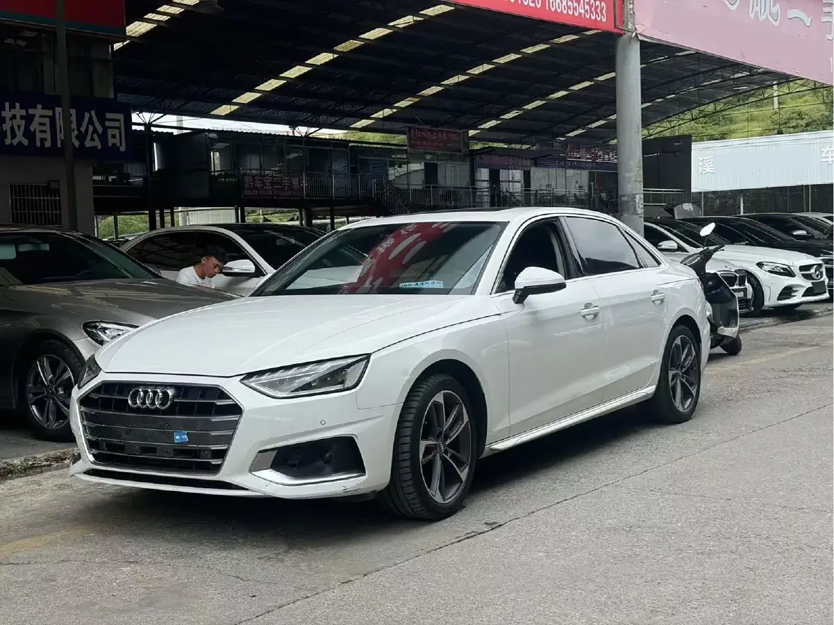 2020 Audi A4L 2.0T 190HP L4 7DCT