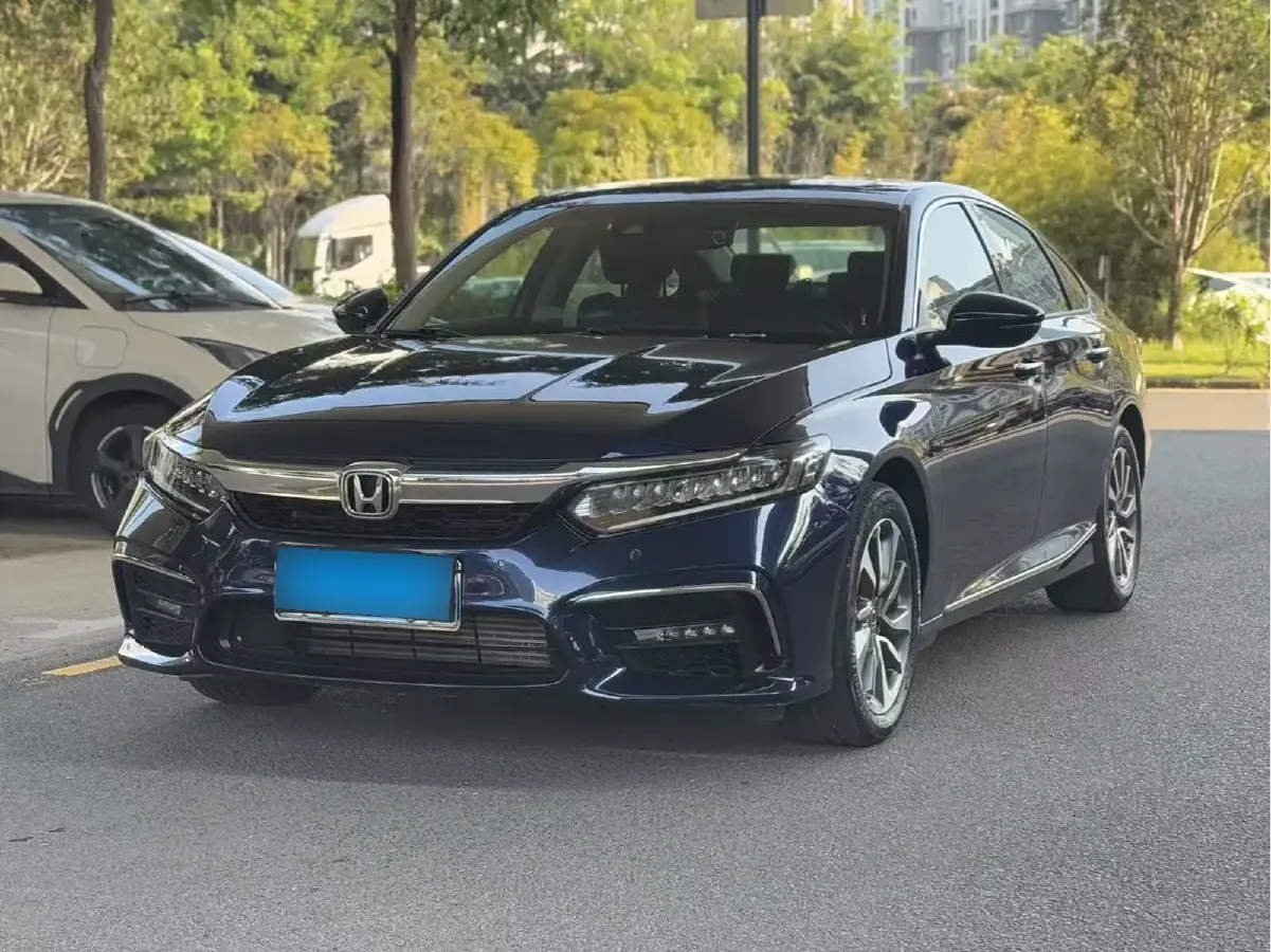 2019 Honda Inspire 1.5T 194HP L4 CVT