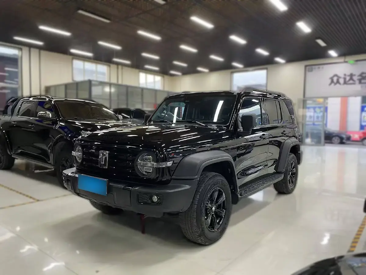 2021 Tank 300 2.0T 227HP L4 8AT